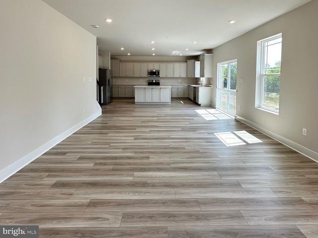 10529 COSMOS CT, La Plata, MD 20646