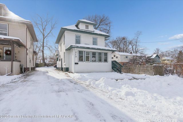 713 W Lapeer Street, Lansing, MI 48915