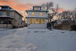 713 W Lapeer Street, Lansing, MI 48915