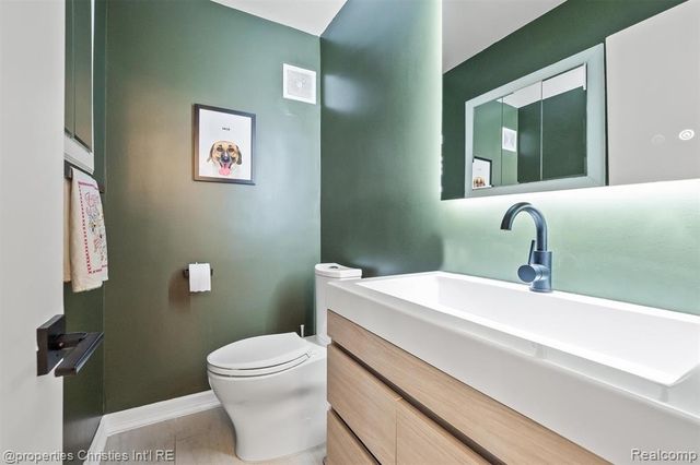 956 Northlawn Boulevard, Birmingham, MI 48009