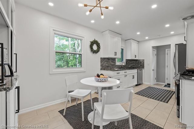 956 Northlawn Boulevard, Birmingham, MI 48009