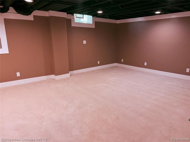 956 Northlawn Boulevard, Birmingham, MI 48009