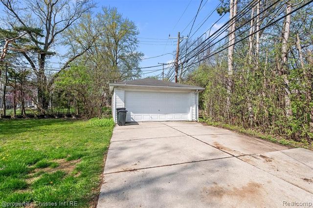 956 Northlawn Boulevard, Birmingham, MI 48009