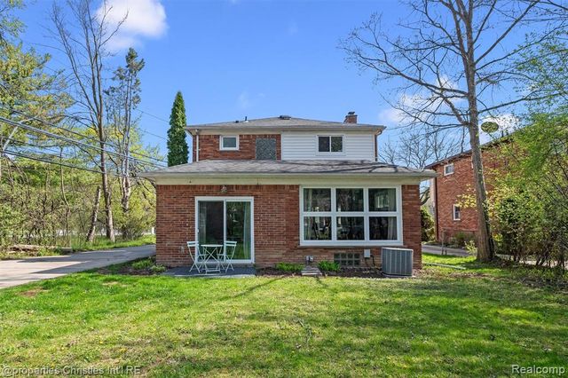 956 Northlawn Boulevard, Birmingham, MI 48009