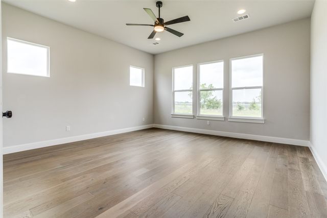 805 Concord Court, Nevada, TX 75173