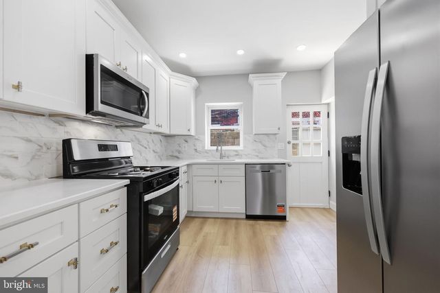 1716 S CHADWICK ST, Philadelphia, PA 19145