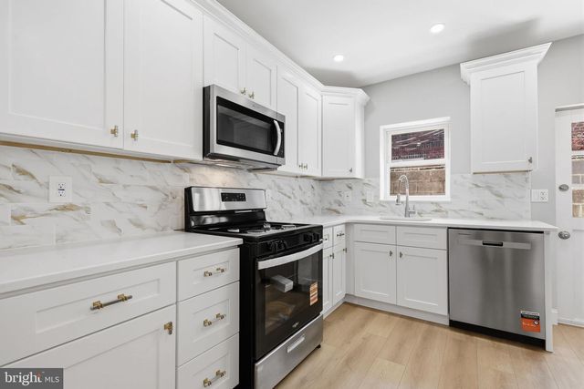 1716 S CHADWICK ST, Philadelphia, PA 19145