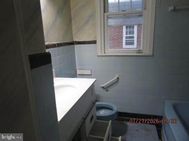 1132 ENGLEWOOD ST, Philadelphia, PA 19111
