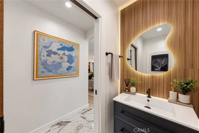 2147 E Woodlyn, Pasadena, CA 91104