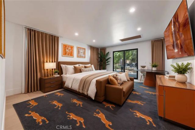 2147 E Woodlyn, Pasadena, CA 91104