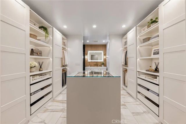 2147 E Woodlyn, Pasadena, CA 91104