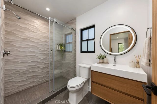 2147 E Woodlyn, Pasadena, CA 91104