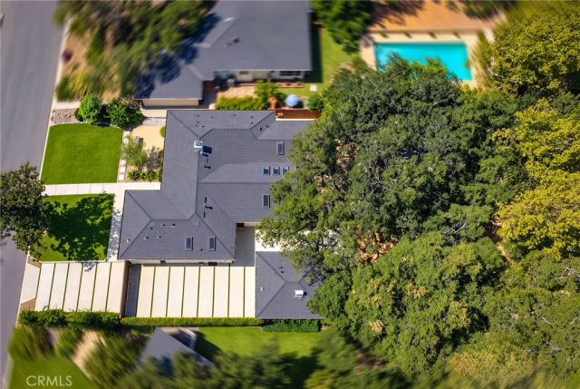 2147 E Woodlyn, Pasadena, CA 91104