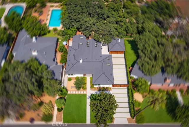 2147 E Woodlyn, Pasadena, CA 91104
