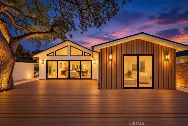 2147 E Woodlyn, Pasadena, CA 91104
