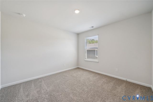 1670 River Bluff Ln, North Prince George, VA 23860