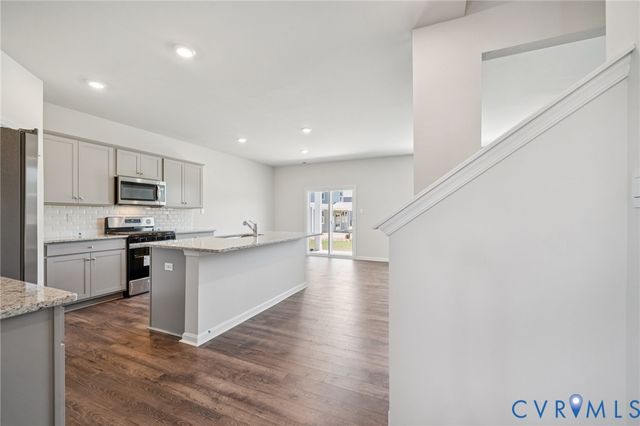 1670 River Bluff Ln, North Prince George, VA 23860