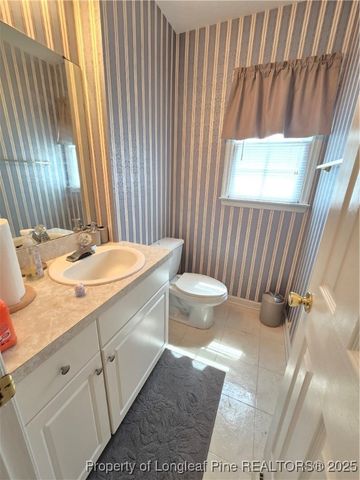 216 Chesters Road, Roseboro, NC 28382