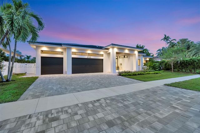 2757 NE 34th Street, Fort Lauderdale, FL 33306