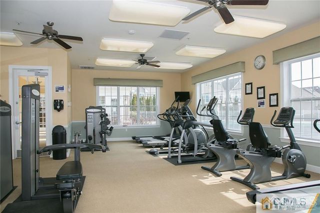 2121 Edward Stec Boulevard, Edison, NJ 08837