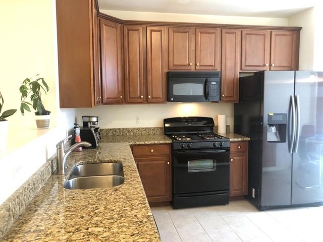 2121 Edward Stec Boulevard, Edison, NJ 08837