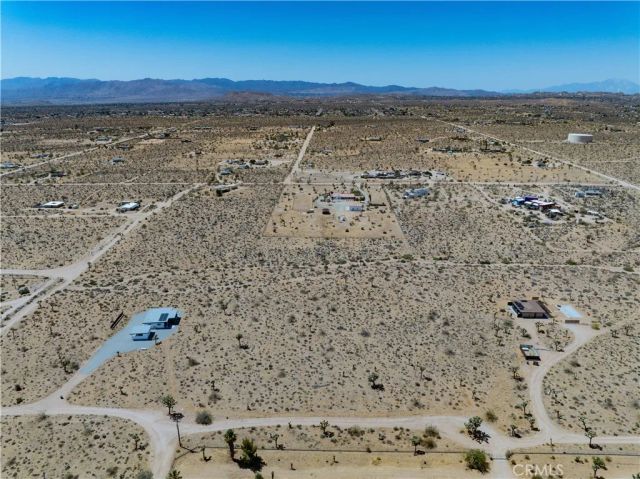 57877 La Crescenta, Yucca Valley, CA 92284