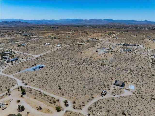57877 La Crescenta, Yucca Valley, CA 92284
