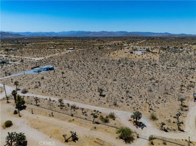 57877 La Crescenta, Yucca Valley, CA 92284