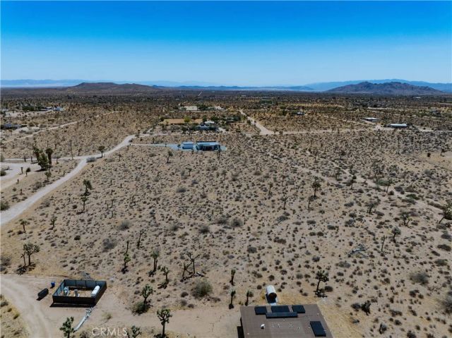 57877 La Crescenta, Yucca Valley, CA 92284