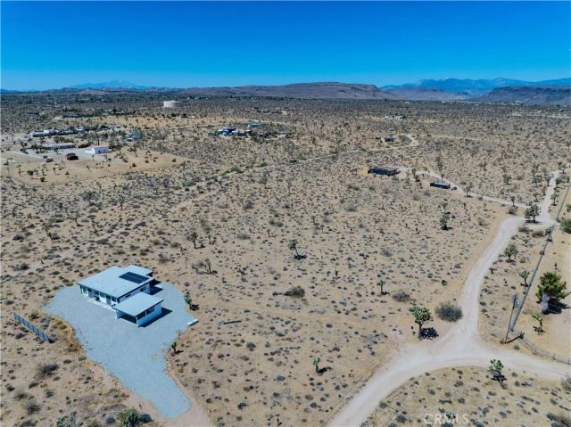 57877 La Crescenta, Yucca Valley, CA 92284