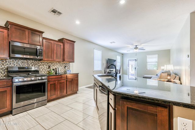 6405 Villaggio Drive, El Paso, TX 79932