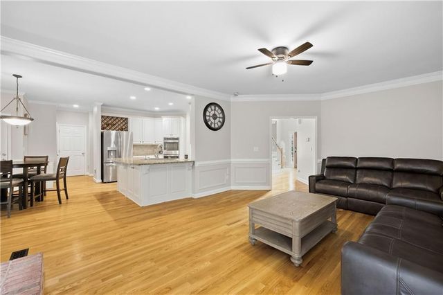810 Millvale Place, Lawrenceville, GA 30044