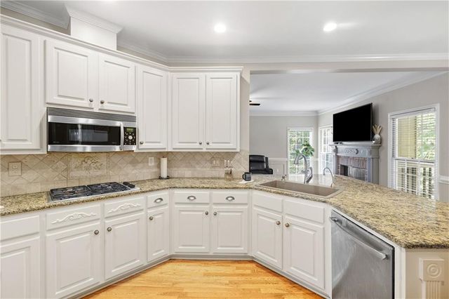 810 Millvale Place, Lawrenceville, GA 30044