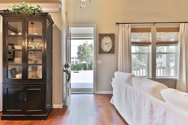 105 Fieldstone Dr, Murphys, CA 95247