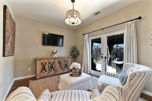 105 Fieldstone Dr, Murphys, CA 95247