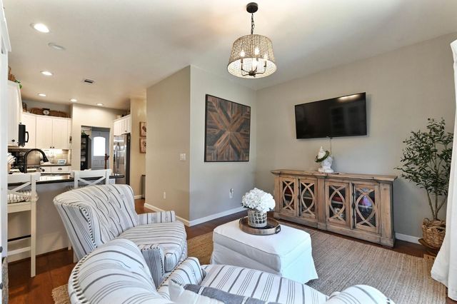 105 Fieldstone Dr, Murphys, CA 95247