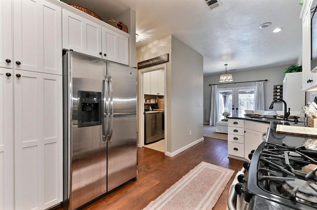 105 Fieldstone Dr, Murphys, CA 95247