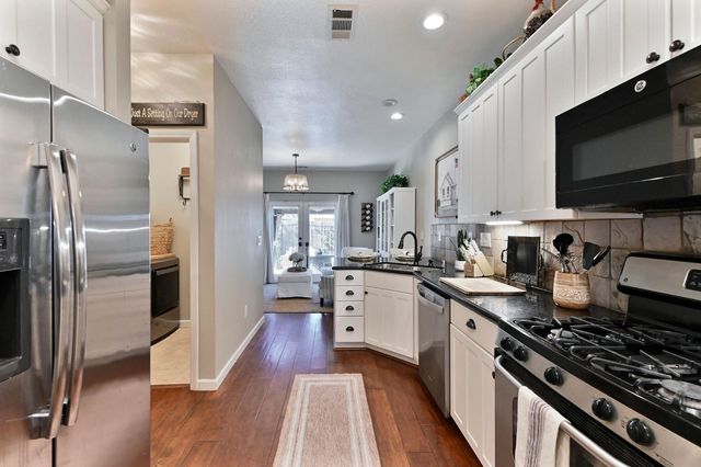 105 Fieldstone Dr, Murphys, CA 95247