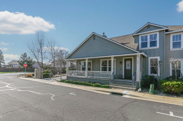 105 Fieldstone Dr, Murphys, CA 95247