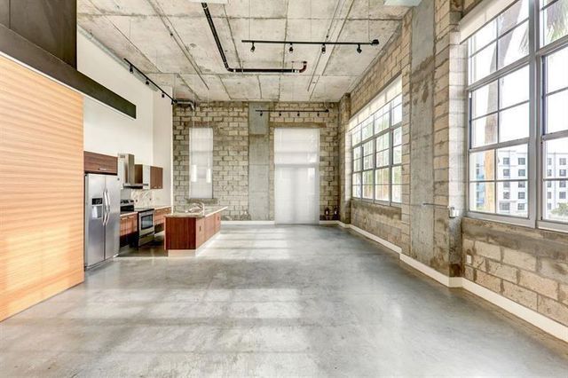 435 N Andrews Ave 402, Fort Lauderdale, FL 33301