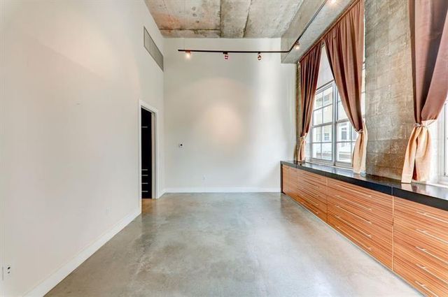 435 N Andrews Ave 402, Fort Lauderdale, FL 33301