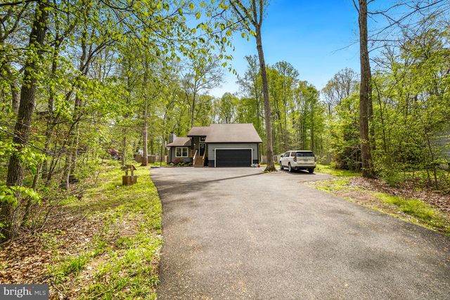 12021 PARKRIVER DR, Manassas, VA 20112