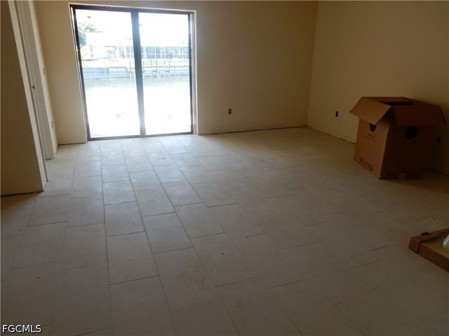 502 SE 5th AVE, Cape Coral, FL 33990