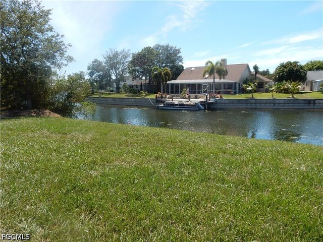 502 SE 5th AVE, Cape Coral, FL 33990