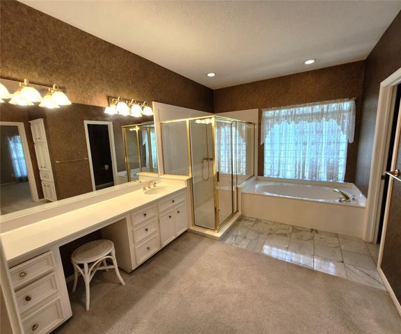 104 April Wind Drive S, Conroe, TX 77356