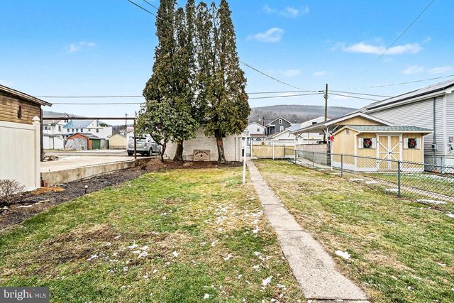 534 MAIN ST, Lykens, PA 17048