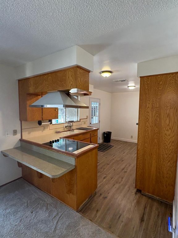 Image 11 of property listing at 2106 5th Street, Sanger, CA 93657