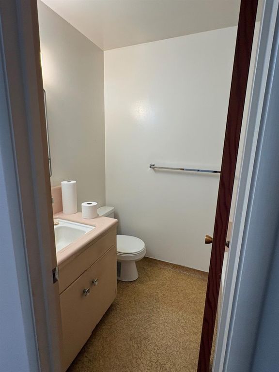 Image 18 of property listing at 2106 5th Street, Sanger, CA 93657