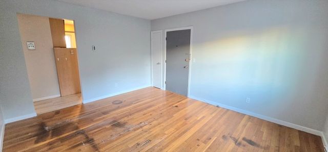 5 Waldemar Ave 1, Boston, MA 02128