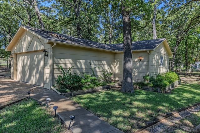 703 Private Road 3141, Greenville, TX 75402